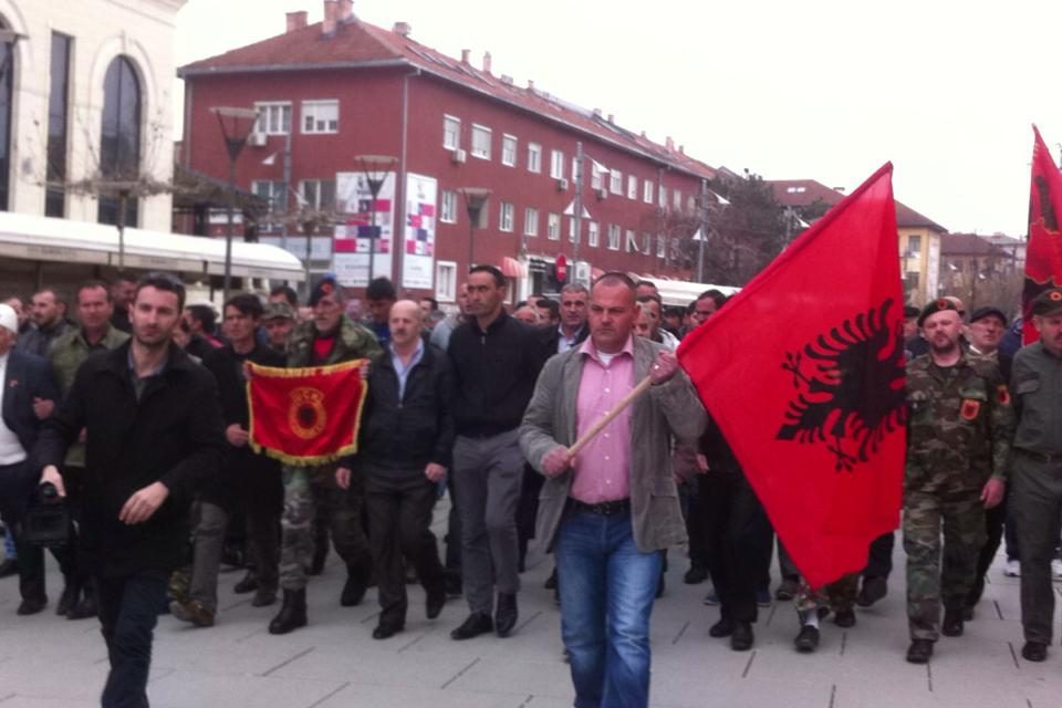 Veteranët hyjne me force ne Qeveri