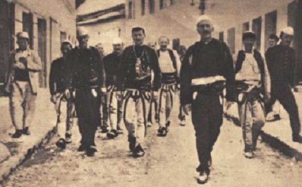 Çfarë u tha në varrimin e parë të Isa Boletinit